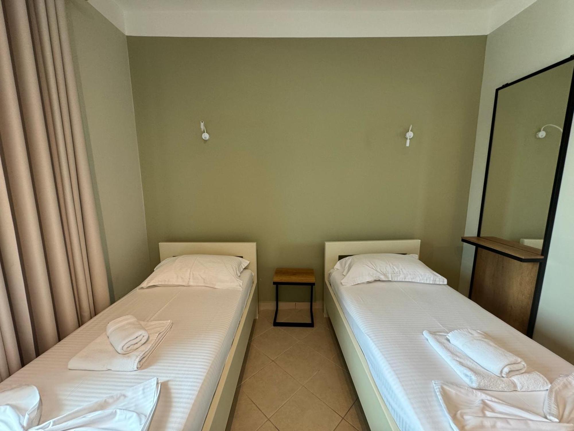 Hotel Cekodhima Radhimë Exteriér fotografie