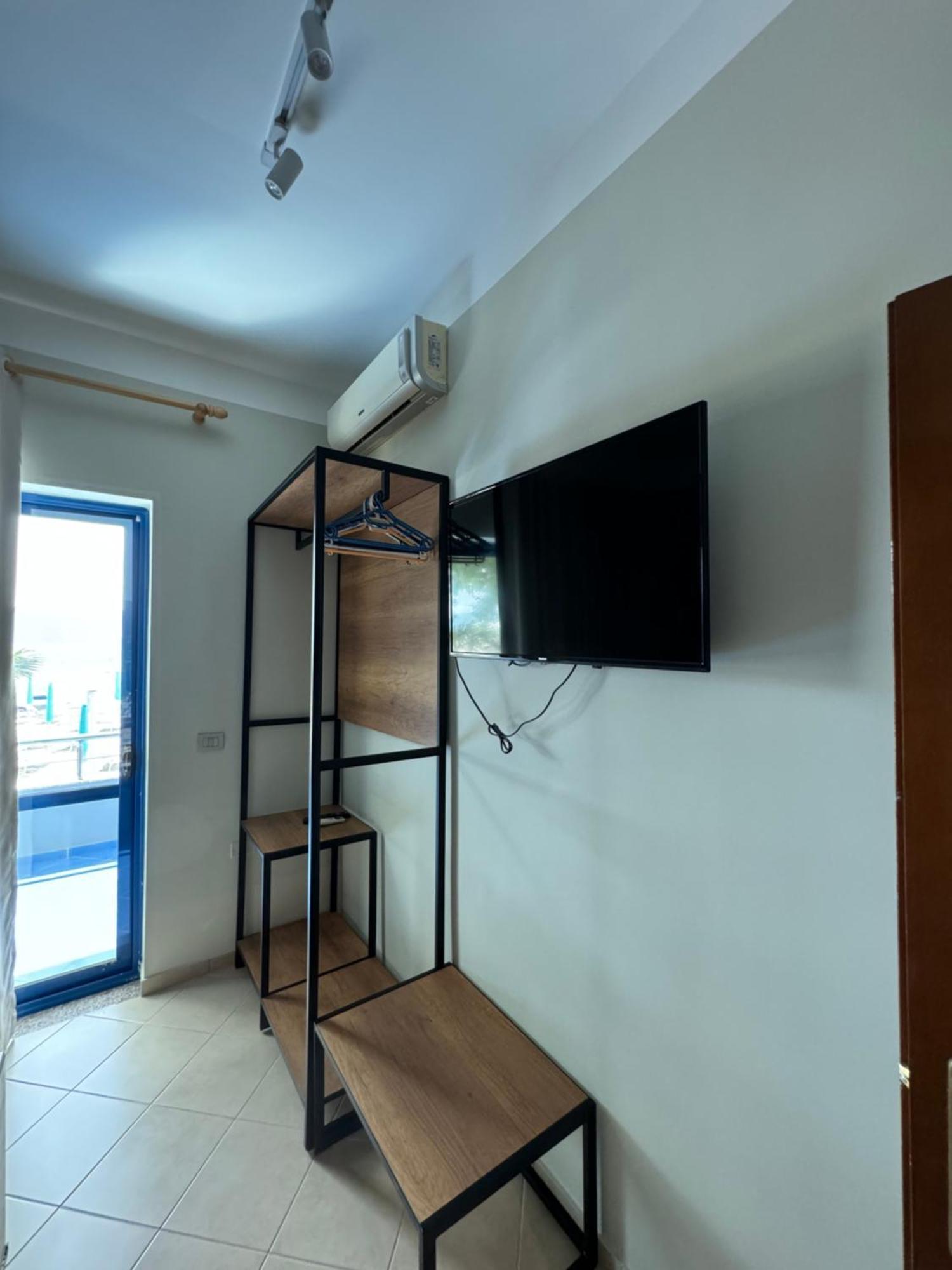 Hotel Cekodhima Radhimë Exteriér fotografie