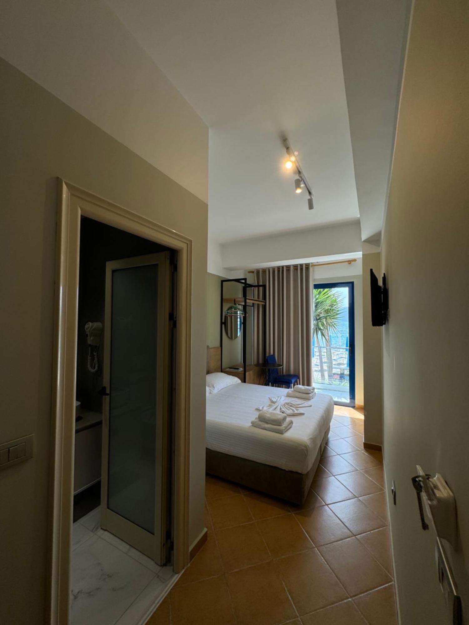 Hotel Cekodhima Radhimë Exteriér fotografie