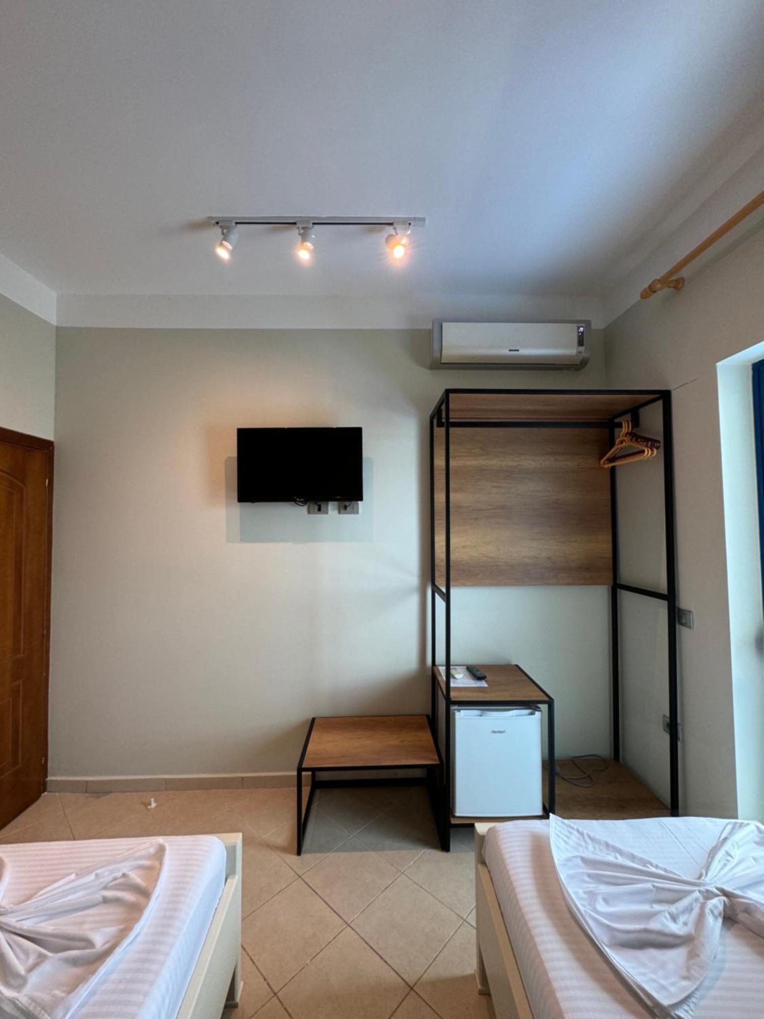 Hotel Cekodhima Radhimë Exteriér fotografie
