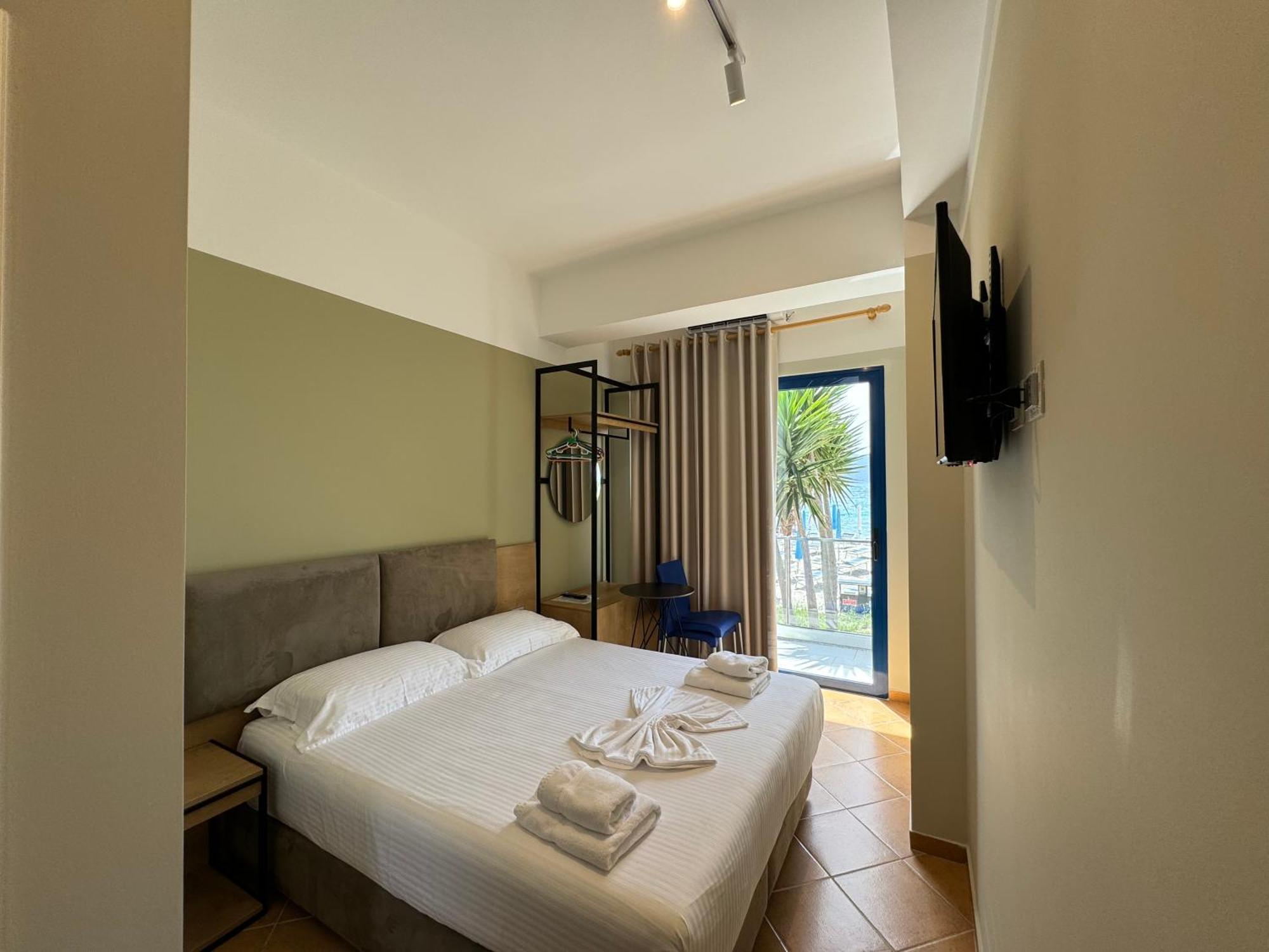 Hotel Cekodhima Radhimë Exteriér fotografie