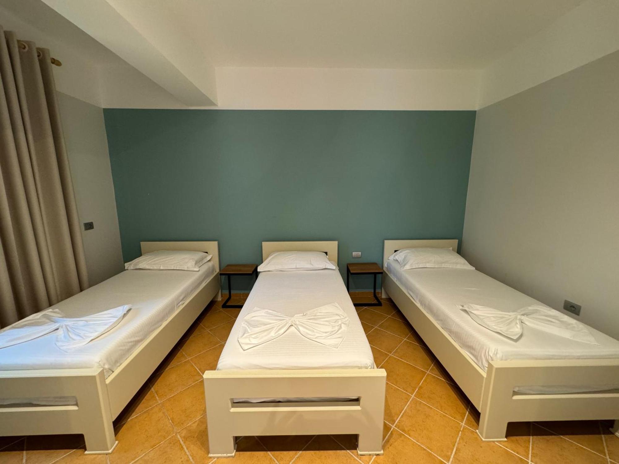 Hotel Cekodhima Radhimë Exteriér fotografie